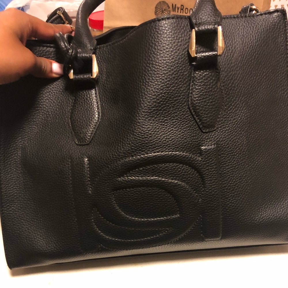 Bebe womens hand or shoulder bag
